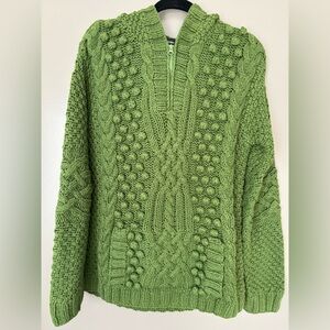 Sutton Studio Kelly Green V-Neck Quarter-Zip Hooded Sweater